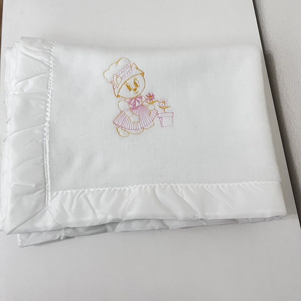 Vintage Riegel Baby Blanket Embroidered Cat 100% Orlon Satin Trim